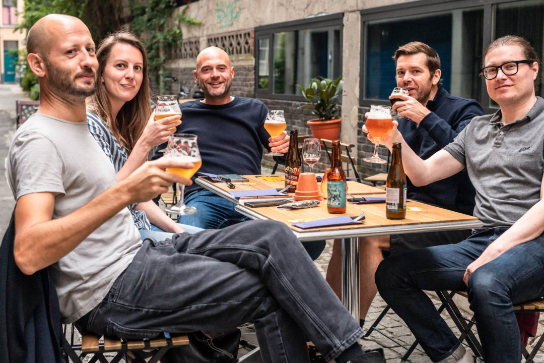 Meet the Centuries-Old Belgian Beer Style That’s a Warm-Weather Refresher